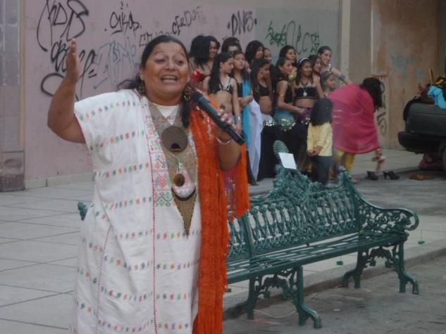Cuentos en Bola, narrativa oral en la explanada de San Francisco en Celaya