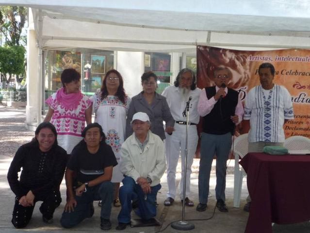 Celebración del día Internacional de la Poesía en la Alameda Hidalgo de Celaya